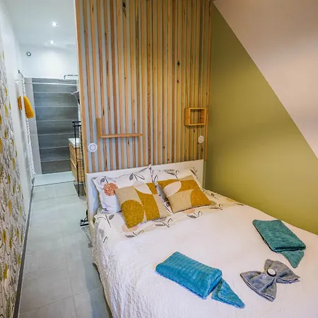 La Précieuse En Front De Appartamento *