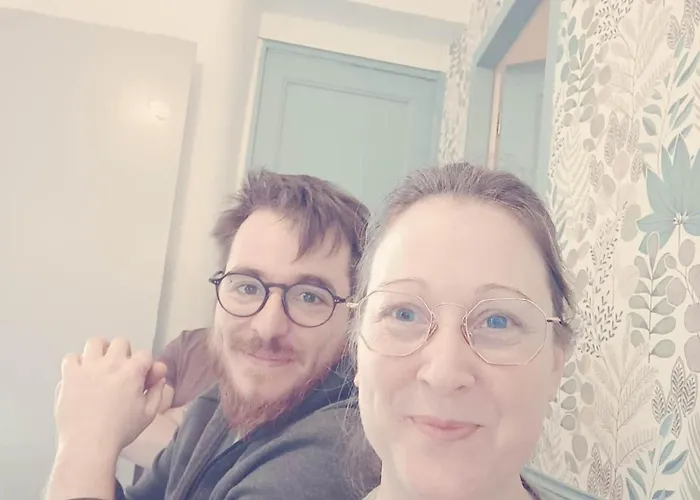 01- La Precieuse En Front De - Jardin Et Terrasse *